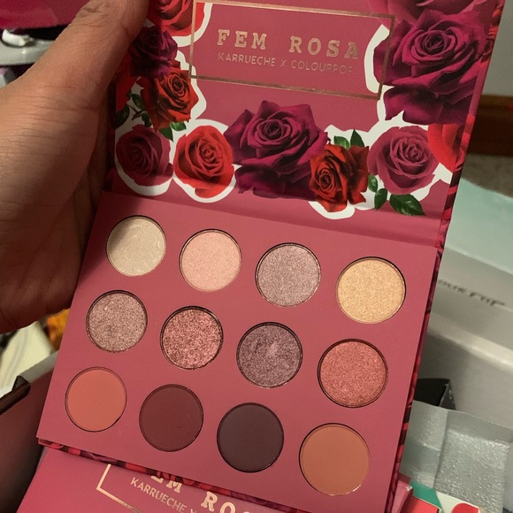 COLOURPOP BUNDLE. - Picture 5 of 6